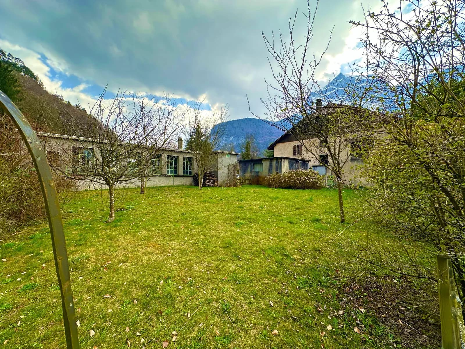 Ensemble immobilier 9 pièces 310 m² - Photo 1