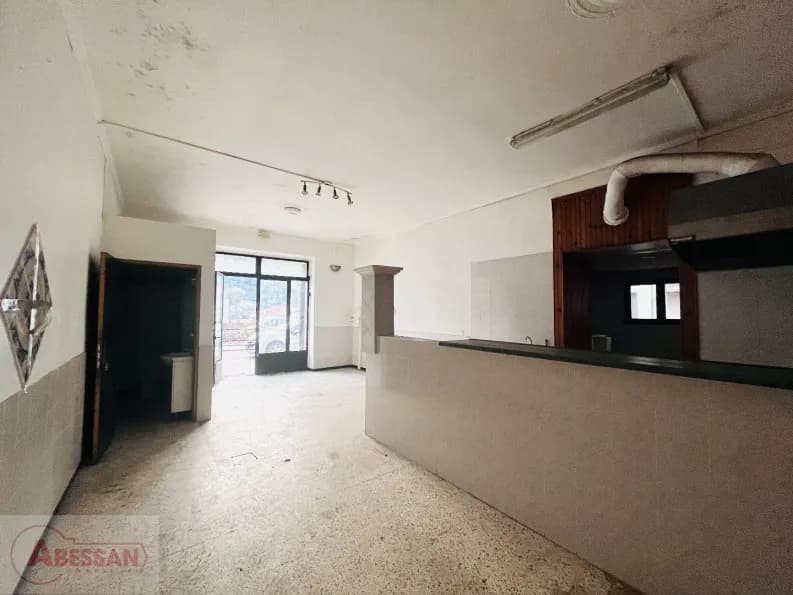 Immeuble à rénover 300 m² - Photo 1