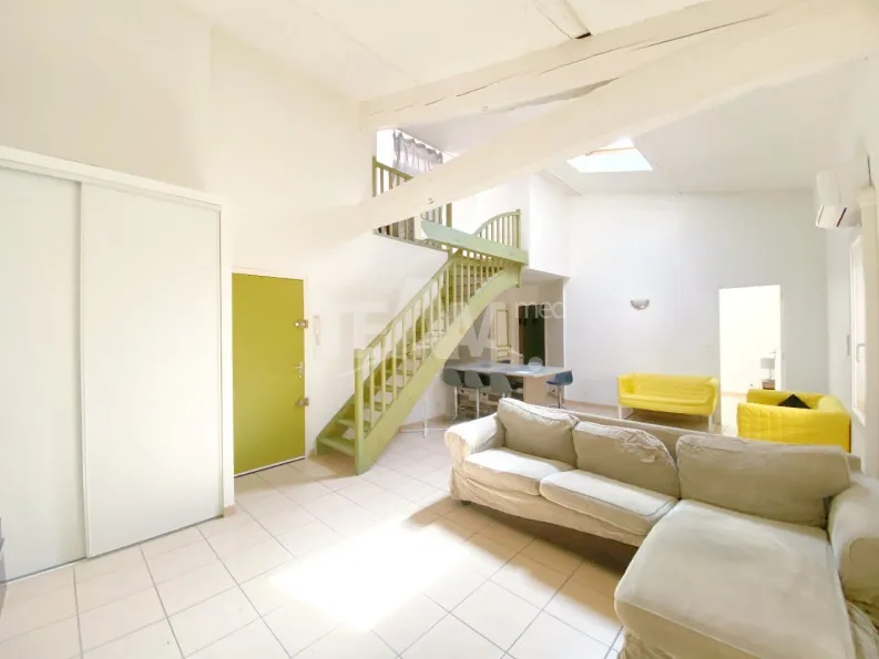 Immeuble 410 m² - Photo 1