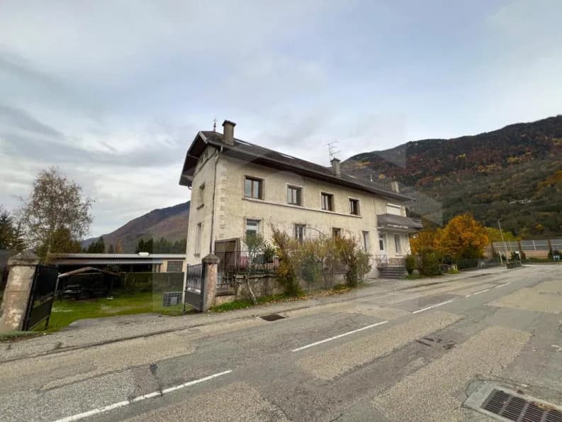 Immeuble de rapport 9 pièces 331 m² - Photo 1