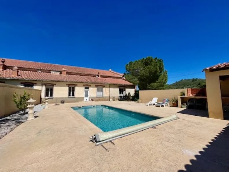 Ensemble immobilier 5 pièces 500 m² - Photo 1