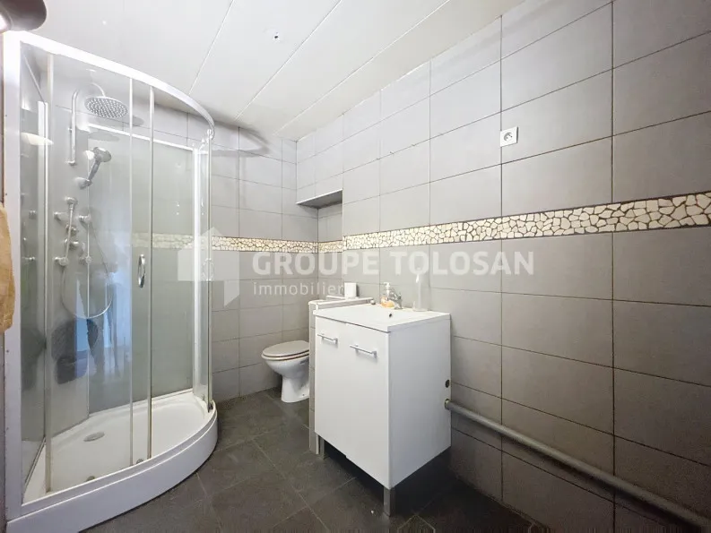 Immeuble de rapport 5 pièces 183 m² - Photo 1