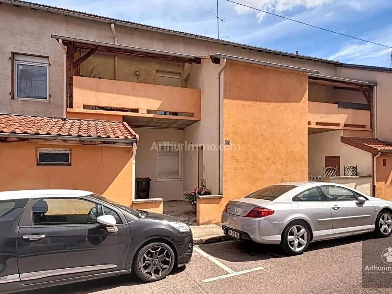 Immeuble de rapport 4 pièces 235 m² - Photo 1
