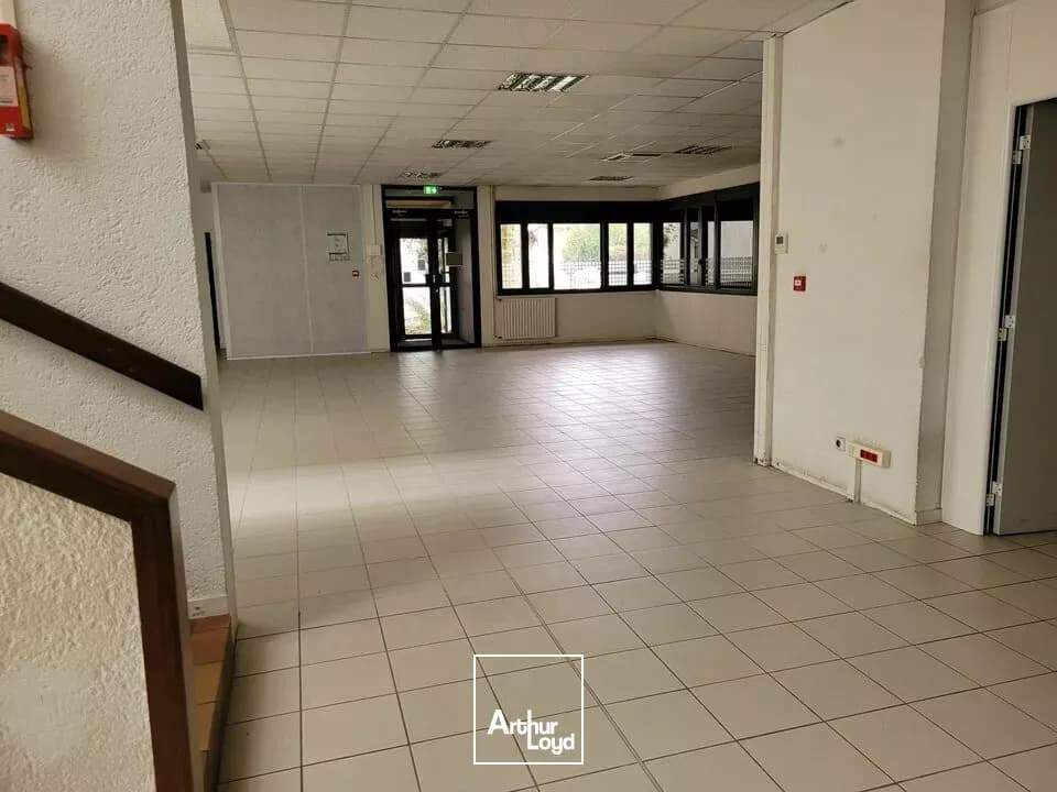BAYONNE sur axe passant, Immeuble de bureaux de 800 m² - Photo 1