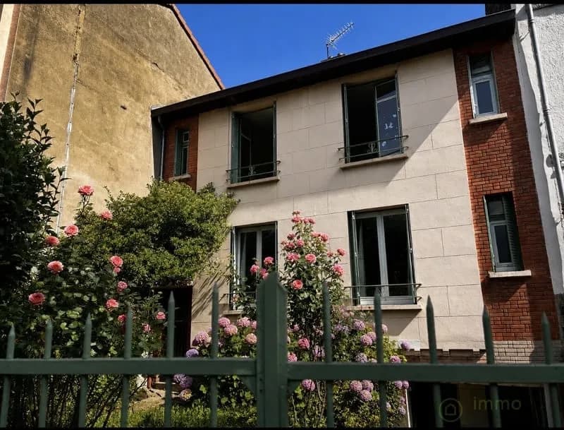 Immeuble - Photo 1