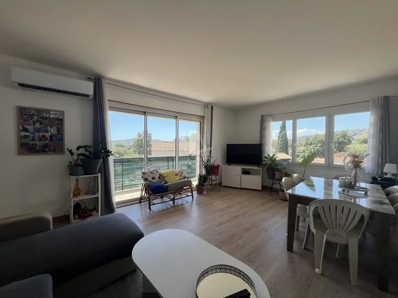 Maison - Photo 1