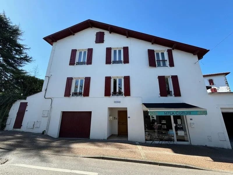 L'immeuble Parabisua à Ustaritz - Photo 1
