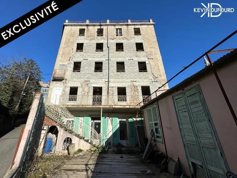Immeuble de 300m² A RENOVER à VALS LES BAINS - Photo 1