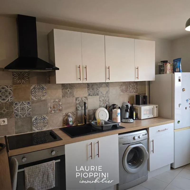 Immeuble - 169.83m ² - Photo 1