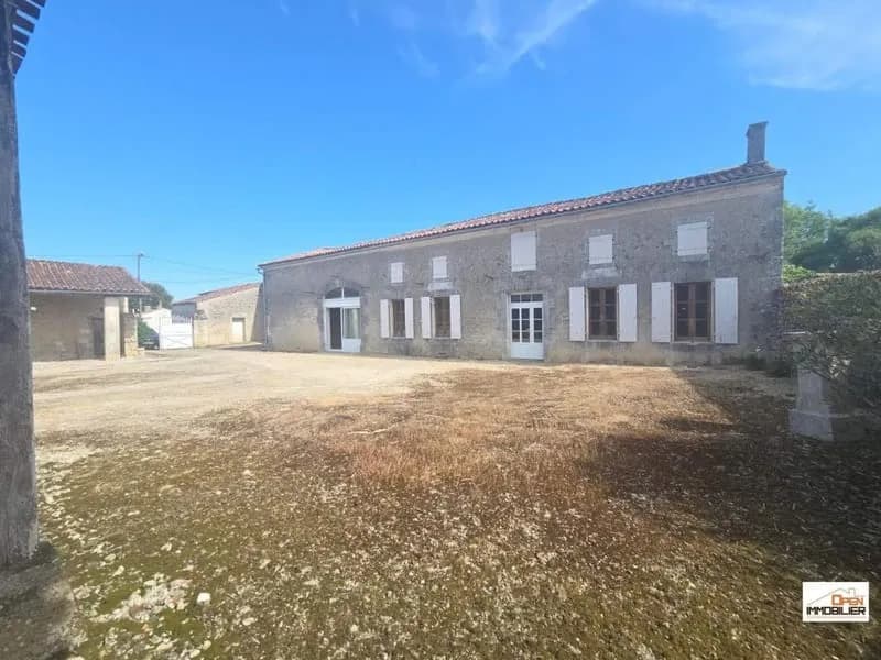 Ensemble immobilier - Photo 1