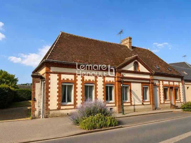 Immeuble de 250 m² de plancher sur 1000 m² de terrain - Photo 1