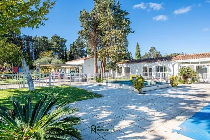 Ensemble Immobilier à dix minutes du Pont-Du-Gard - Photo 1