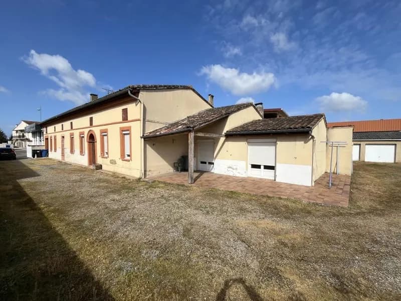 Opportunité à fort potentiel: maison / immeuble à ST-ALBAN - Photo 1