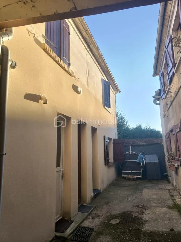 Immeuble de rapport de quatre appartements - Photo 1