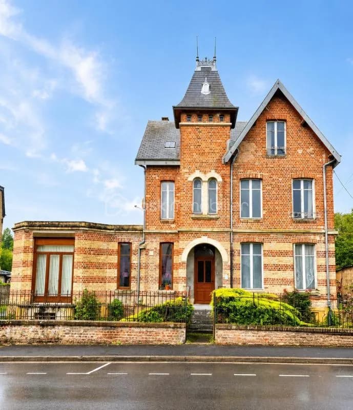 ENSEMBLE IMMOBILIER - 2 MAISONS D'HABITATION + TERRAIN CONSTRUCTIBLE - VOUZIERS - Photo 1