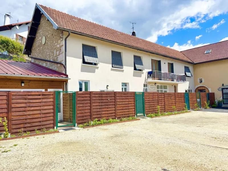 Immeuble rénové avec jardin, terrasses et fort potentiel - Chambéry - Photo 1