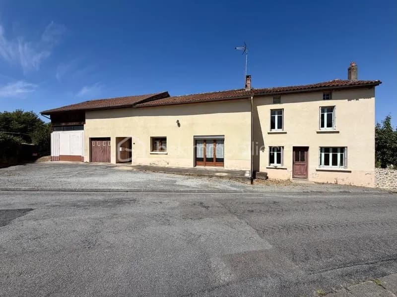 Ensemble immobilier centre bourg - Photo 1