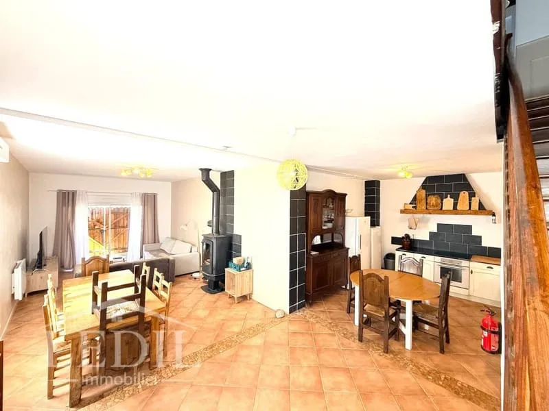 Ensemble immobilier de village - Photo 1