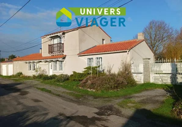 Ensemble immobilier en viager occupé à Bourgneuf-en-Retz - Photo 1