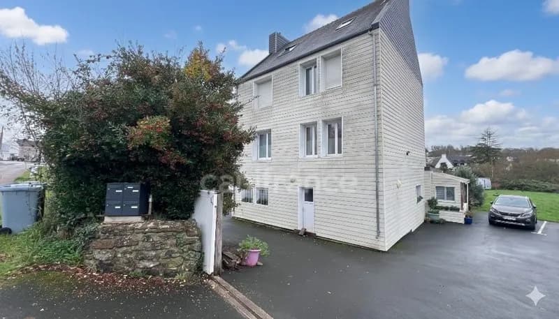 A VENDRE QUIMPER (29) - Immeuble de rapport sans copropriété avec 4 appartements d'une surface habitable de 220 m² - Terrain 600 m² - Photo 1