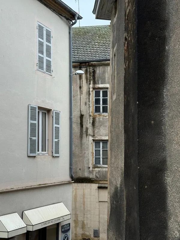 Exclusivité à vendre un immeuble à CHAROLLES (71) - Photo 1