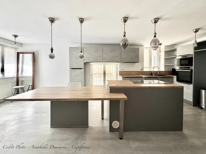 CLERMONT-FERRAND - ENSEMBLE IMMOBILIER DE DEUX MAISONS - GARAGE - COUR PRIVÉE - FORTE RENTABILITÉ - Photo 1