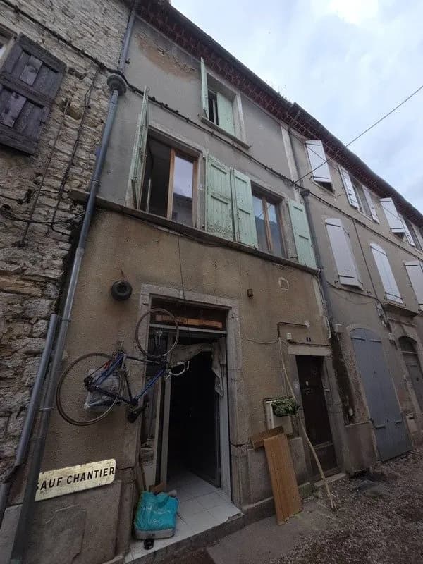 SAINT HIPPOLYTE DU FORT (30) secteur écu de France, idéal investisseur immeuble de rapport d'environ 98m² habitable composé de 2 appartements et d'un studio rentabilité de 11.8% brut - Photo 1