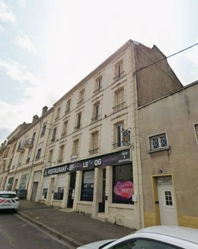 Immeuble - Photo 1