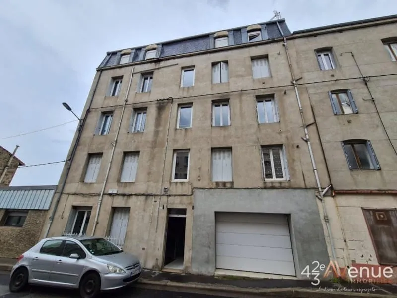 Immeuble en monopropriété 9 logements un garage et un petit local - Photo 1