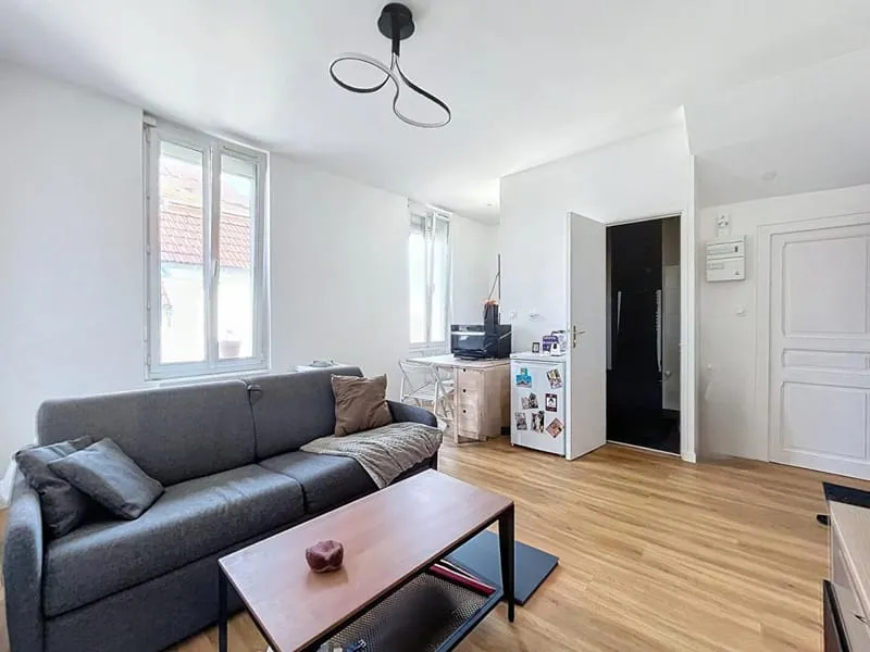 Ensemble immobilier composé de 3 logements loués - Photo 1