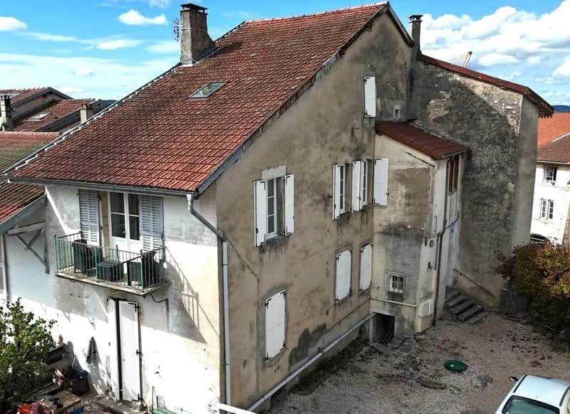 Immeuble de rapport au centre d'Arinthod - Monopropriété - Photo 1