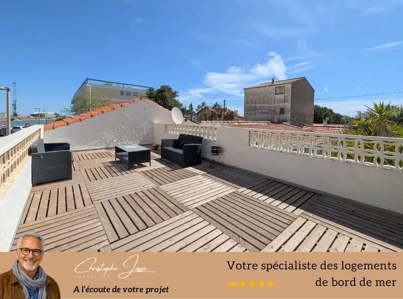 Ensemble immobilier avec cour intérieure et roof top vue Robine - Photo 1