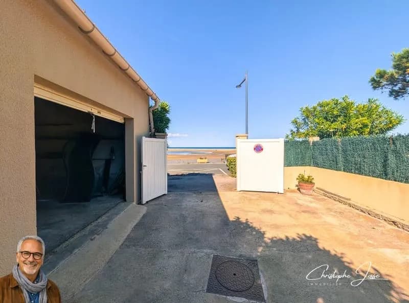 La Franqui - Ensemble immobilier rare avec vue mer, 3 logements et 2 garages - Photo 1