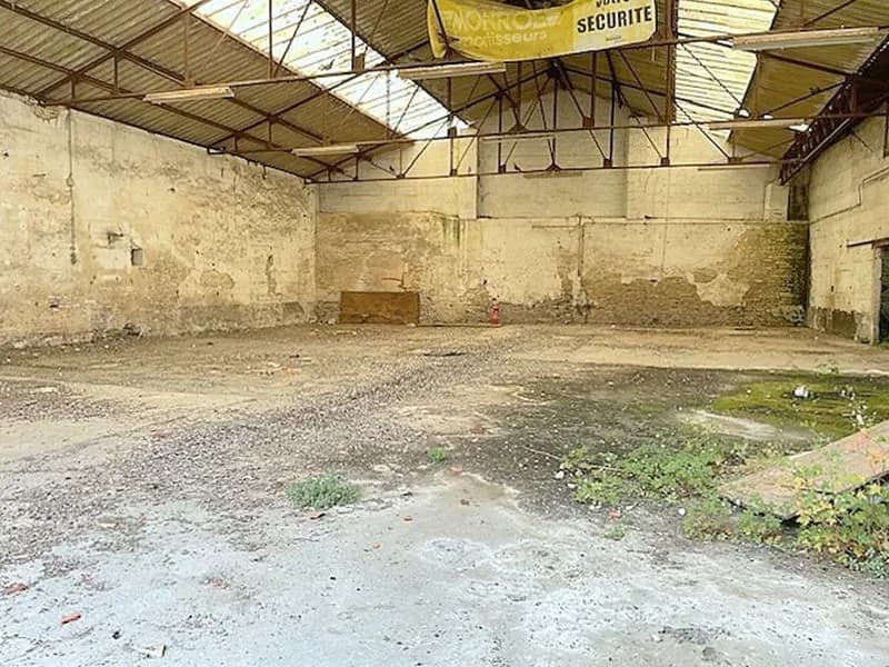 Ensemble immobilier plein centre à rénover Saint Sauveur D Aunis 409 m2 - Photo 1