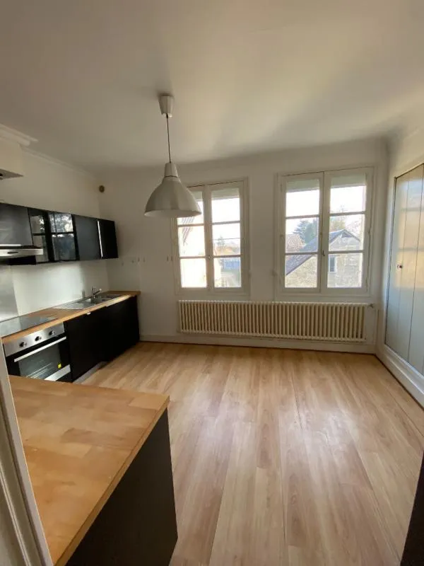 Montoire, Immeuble de rentabilité sur 223 m2 - Photo 1