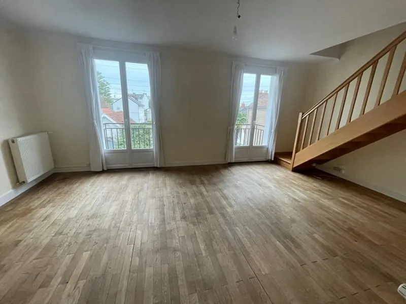 Petit Immeuble de 138 m²- Pour investisseurs - Toutes Aides - Photo 1