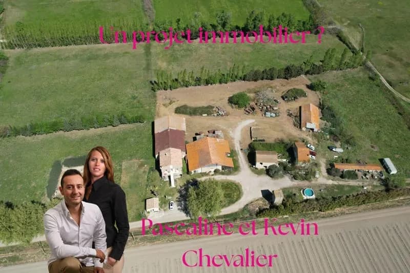 Ensemble immobilier à Mas Thibert - Photo 1