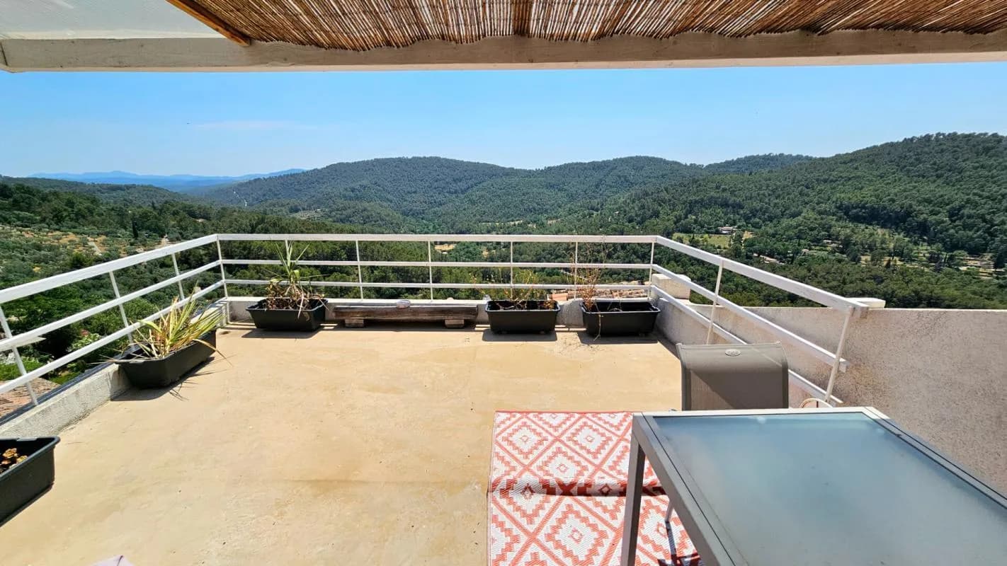 IMMEUBLE DE RAPPORT : 3 appartements, rentabilité brute 7,5 % Claviers, Var - Photo 1