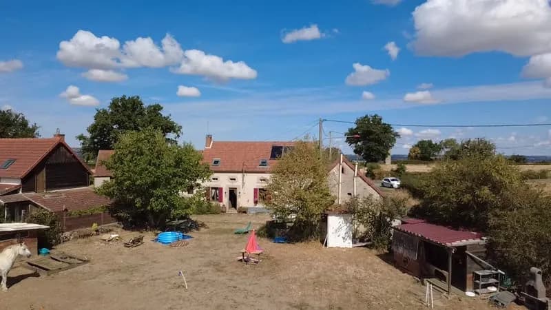 Ensemble immobilier à fort potentiel dans l'Allier - Photo 1