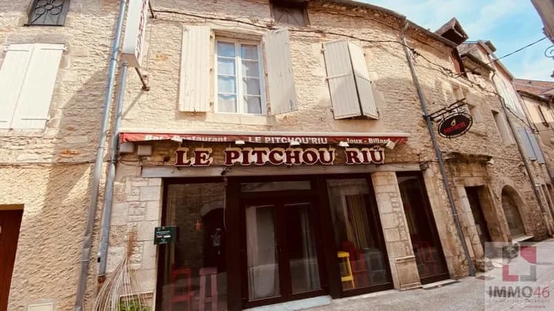 Ensemble immobilier avec local commercial - Photo 1
