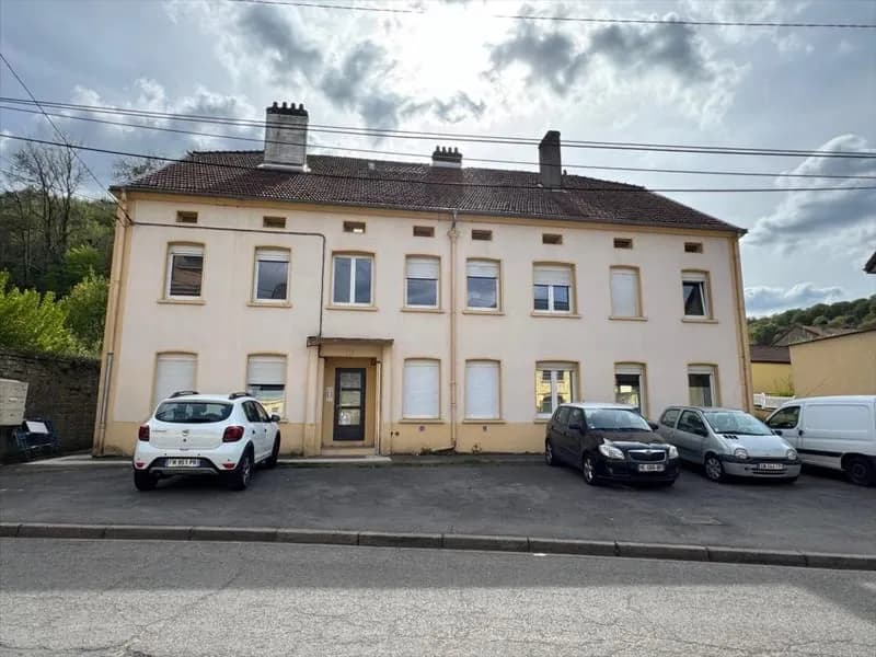 Exclusif ! Mont-Saint-Martin : Immeuble de rapport avec 10 appartements - Photo 1