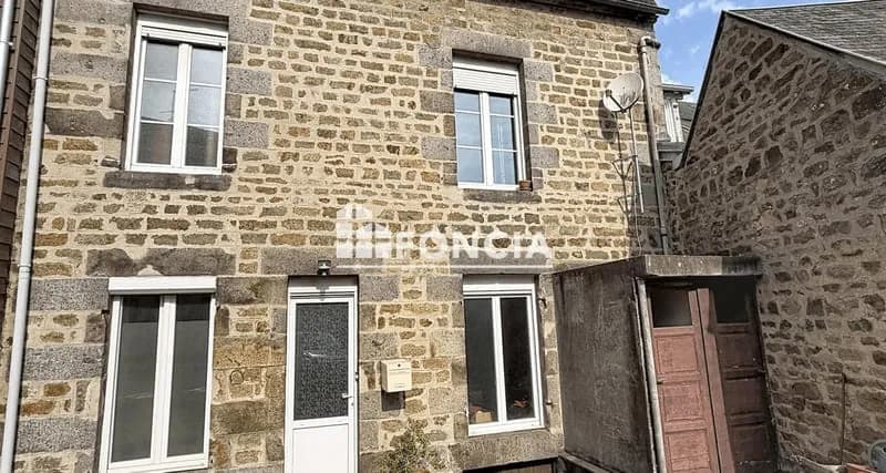 IMMEUBLE DE RAPPORT - Photo 1
