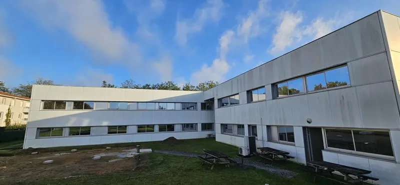 Ensemble Immobilier Professionnel Terrain constructible - Photo 1