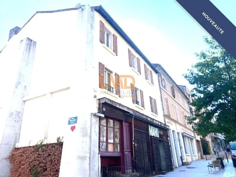 Immeuble avec local commercial - Photo 1