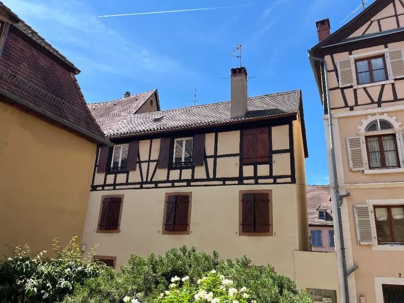 MAISON - Photo 1