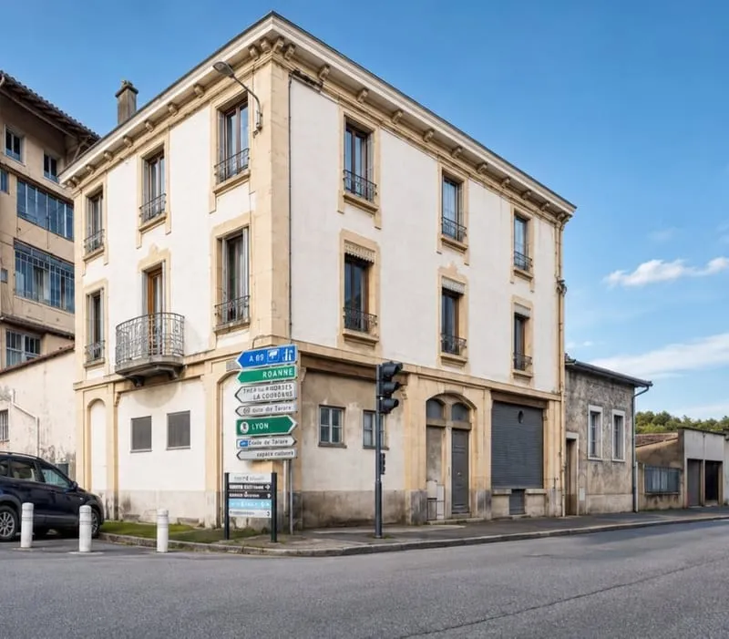 IMMEUBLE DE RAPPORT 374.7 M² / TARARE - Photo 1