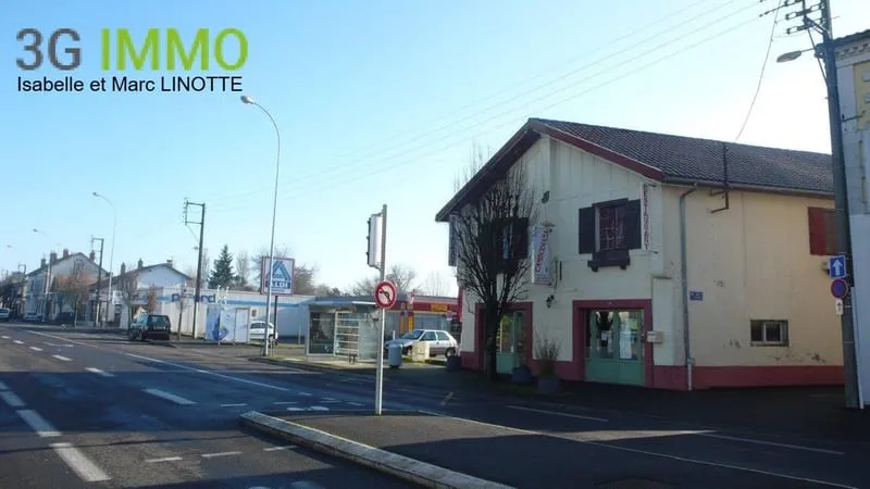 Immeuble - Photo 1