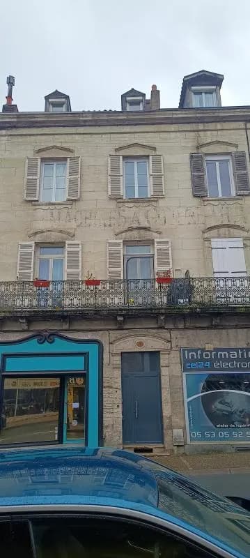 Immeuble - Photo 1
