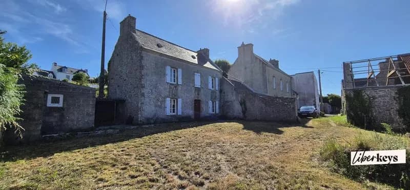 PLOUHINEC ENSEMBLE IMMOBILIER 2 MAISONS + DEPENDANCES - Photo 1