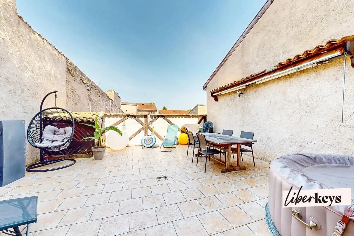Maison & revenus locatifs à Toul - Dépendances exceptionnelles - Idéal résidence principale avec rentabilité - Photo 1